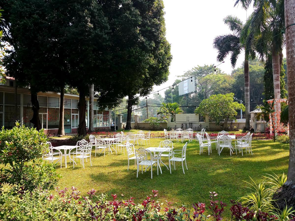 Ruby Garden Hotel Rangoon Eksteriør billede