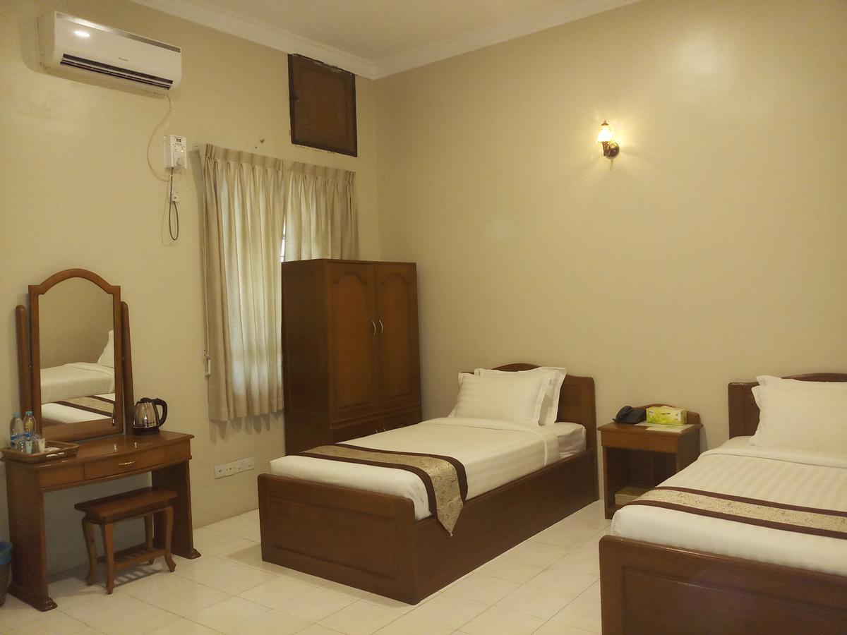 Ruby Garden Hotel Rangoon Eksteriør billede