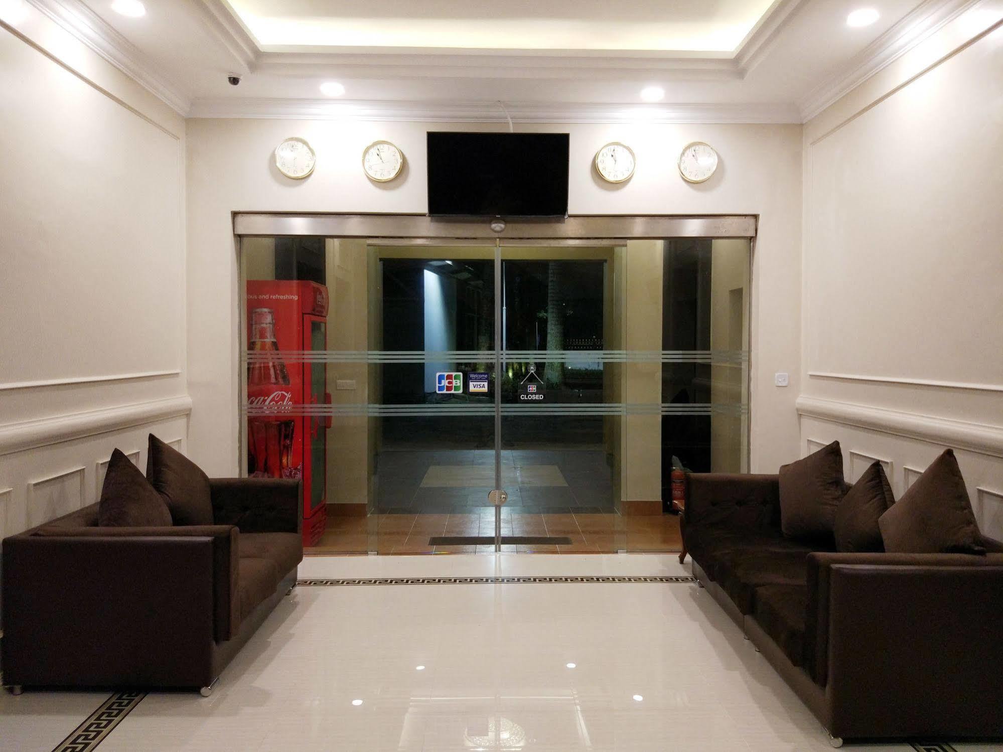 Ruby Garden Hotel Rangoon Eksteriør billede